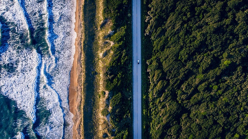 Estrada no litoral de Salvador