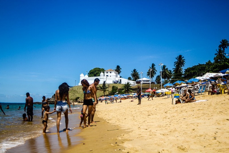 Praia no centro de Salvador
