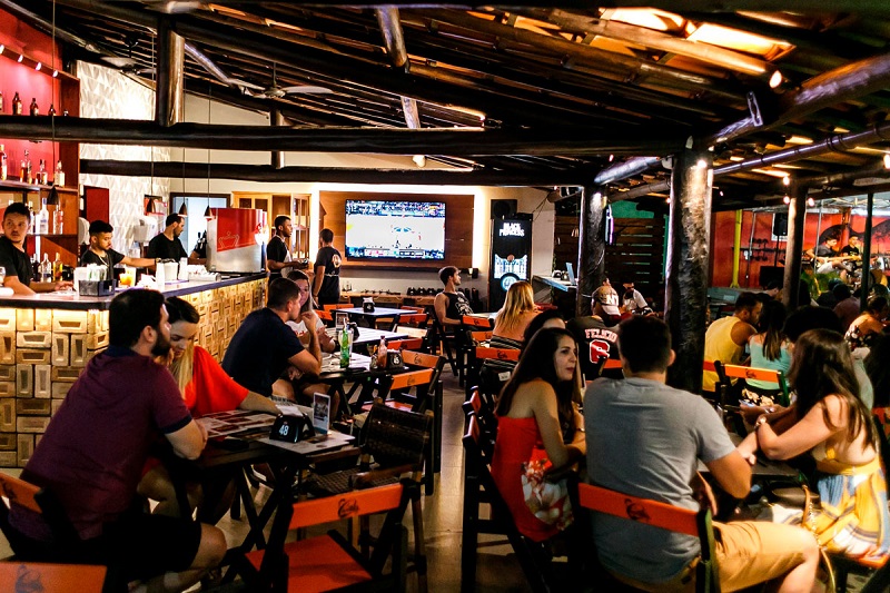 Bar Armazem da Praça: Melhores bares e pubs de Porto Seguro na Bahia