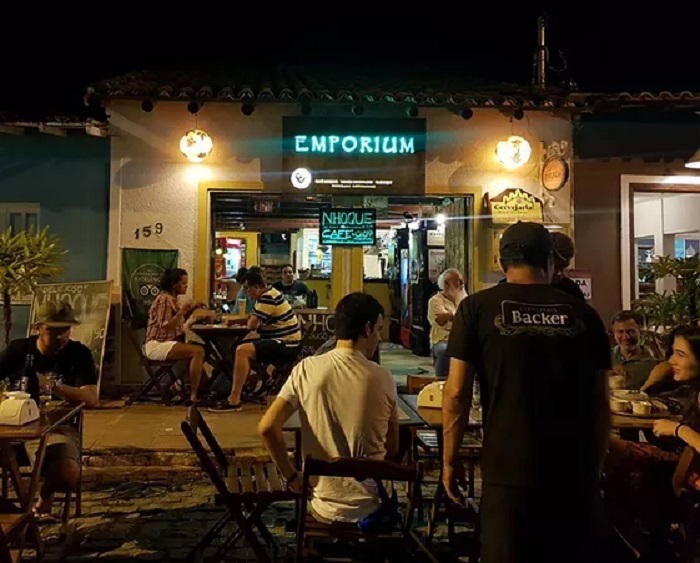 Bar Emporium: melhores bares e pubs em Porto Seguro: 