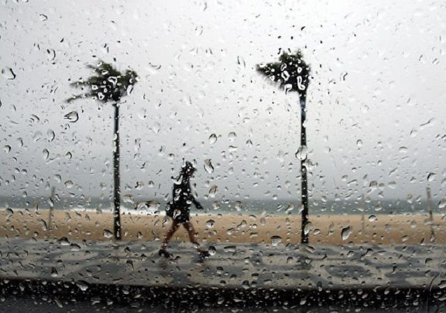 Qual é a época de chuva em Salvador?